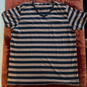 Scotch & Soda Men's Black and Tan Striped Tee